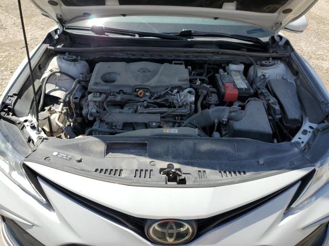 4T1R11BK7NU055288 - 2022 TOYOTA CAMRY LE WHITE photo 11