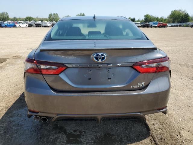 4T1B21HK4RU020770 - 2024 TOYOTA CAMRY XLE GRAY photo 6