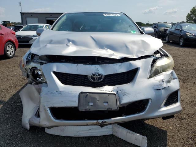 JTDBL40E699024136 - 2009 TOYOTA COROLLA BASE SILVER photo 5