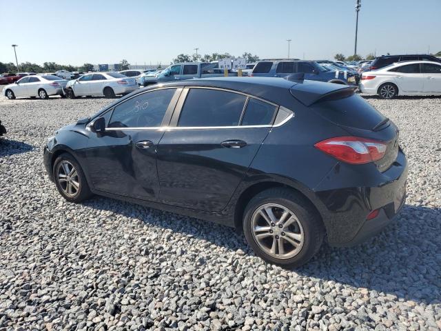 3G1BE6SM0JS587106 - 2018 CHEVROLET CRUZE LT შავი ფოტო 2