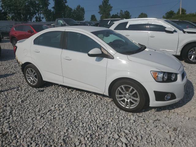 1G1JC5SH5D4177887 - 2013 CHEVROLET SONIC LT WHITE photo 4