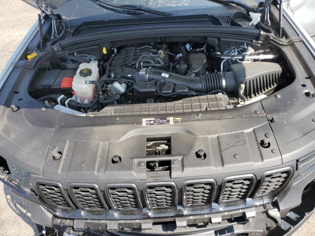 1C4RJHAG6R8605590 - 2024 JEEP GRAND CHEROKEE LAREDO SILVER photo 12