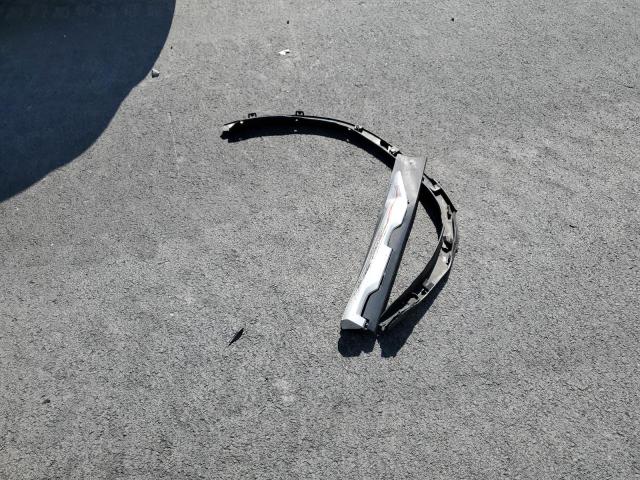 5UXTR9C50KLD94424 - 2019 BMW X3 XDRIVE30I WHITE photo 13