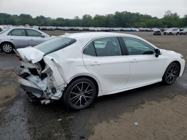 4T1G11BK2RU126992 - 2024 TOYOTA CAMRY SE NIGHT SHADE WHITE photo 3