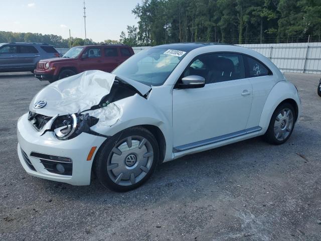 3VWJL7ATXEM655331 - 2014 VOLKSWAGEN BEETLE WHITE photo 1