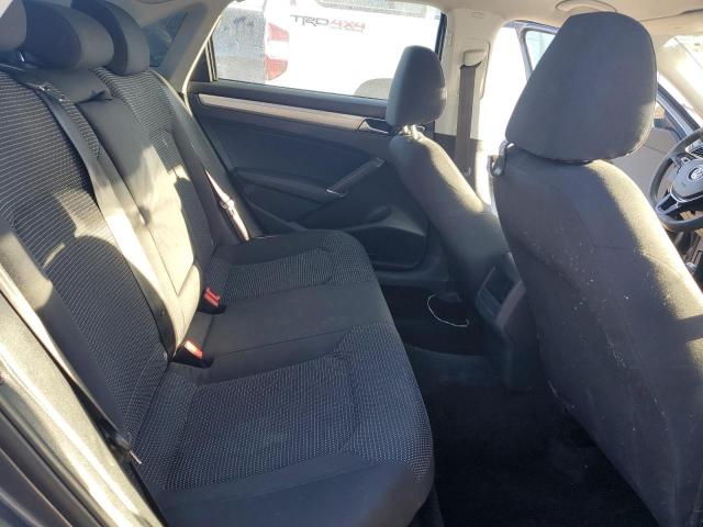 1VWAT7A32HC068594 - 2017 VOLKSWAGEN PASSAT S ნაცრისფერი ფოტო 10