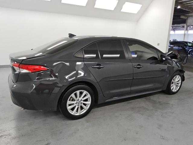 JTDB4MEE9R3021031 - 2024 TOYOTA COROLLA LE GRAY photo 3