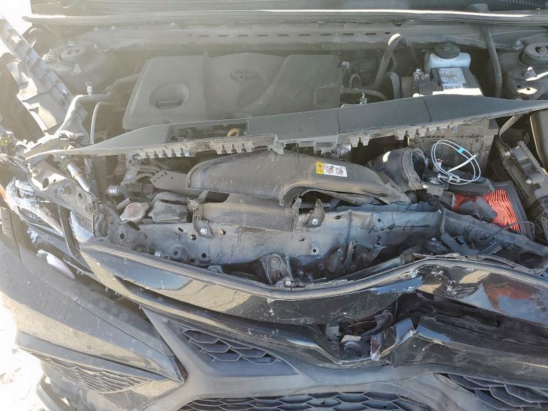 4T1T11AK5NU648154 - 2022 TOYOTA CAMRY SE 黑色 照片 11