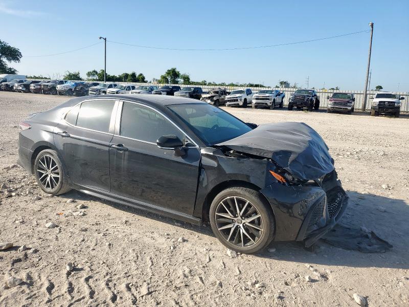 4T1T11AK5NU648154 - 2022 TOYOTA CAMRY SE 黑色 照片 4