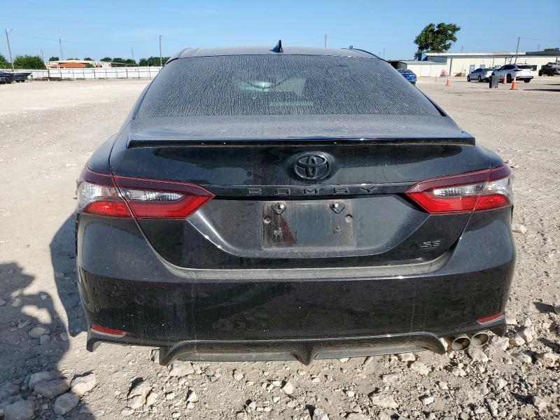 4T1T11AK5NU648154 - 2022 TOYOTA CAMRY SE 黑色 照片 6