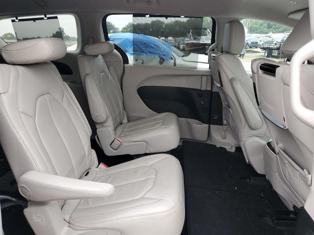 2C4RC1EG4JR309715 - 2018 CHRYSLER PACIFICA TOURING L PLUS BLACK photo 11