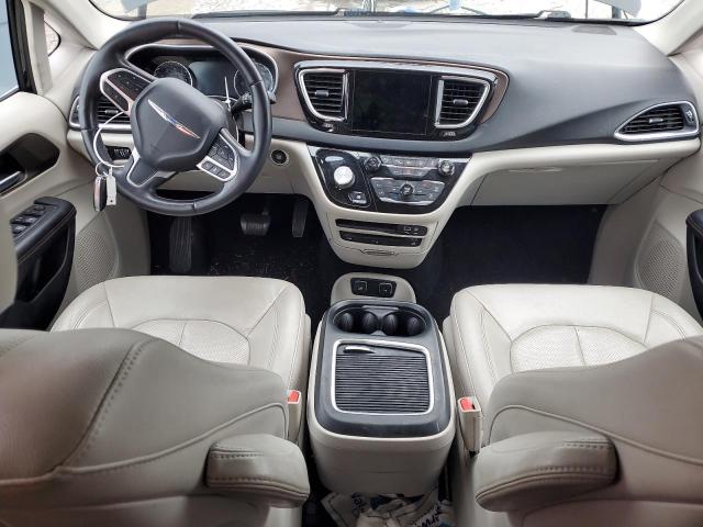 2C4RC1EG4JR309715 - 2018 CHRYSLER PACIFICA TOURING L PLUS BLACK photo 8