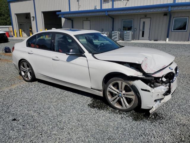 WBA3A9C52DF477020 - 2013 BMW 335 I WHITE photo 4