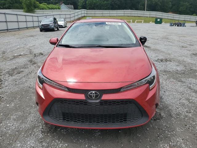 JTDEPMAE5MJ137194 - 2021 TOYOTA COROLLA LE წითელი ფოტო 5