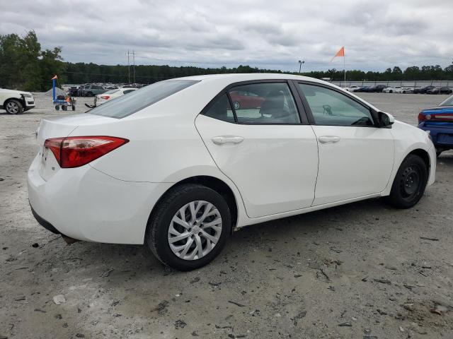 5YFBURHE7KP873108 - 2019 TOYOTA COROLLA L თეთრი ფოტო 3