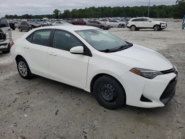5YFBURHE7KP873108 - 2019 TOYOTA COROLLA L თეთრი ფოტო 4