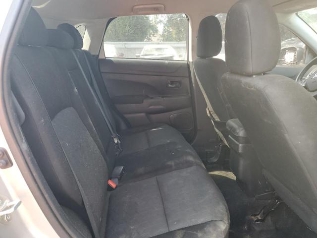 JA4APUAU8NU003795 - 2022 MITSUBISHI OUTLANDER ES SILVER photo 11