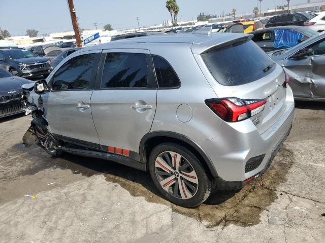 JA4APUAU8NU003795 - 2022 MITSUBISHI OUTLANDER ES SILVER photo 2