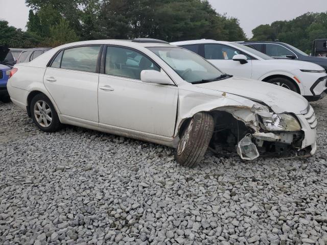 4T1BK36B76U151010 - 2006 TOYOTA AVALON XL WHITE photo 4