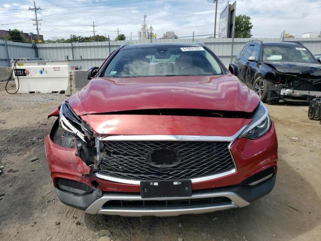 SJKCH5CR9HA031800 - 2017 INFINITI QX30 BASE RED photo 5