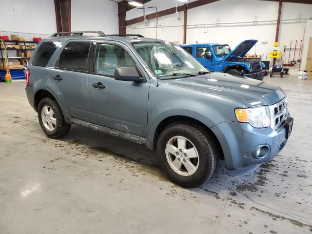 1FMCU9D71BKC35653 - 2011 FORD ESCAPE XLT BLUE photo 4