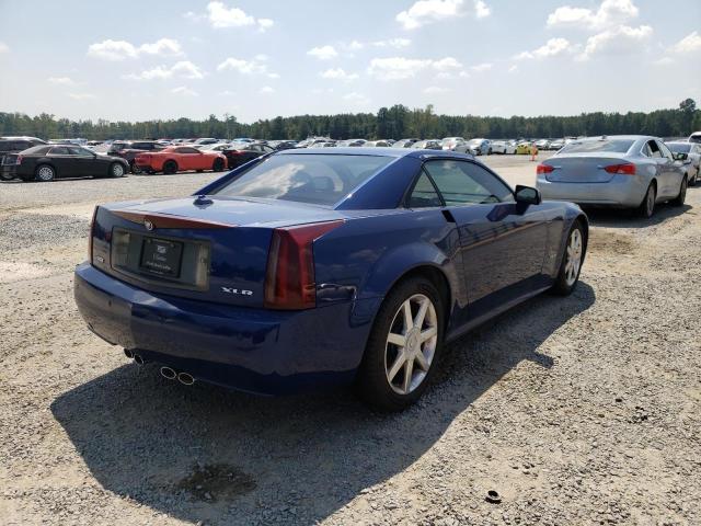 1G6YV34A655602889 - 2005 CADILLAC XLR BLUE photo 3