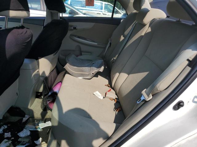 2T1BU4EE2DC015586 - 2013 TOYOTA COROLLA BASE WHITE photo 10