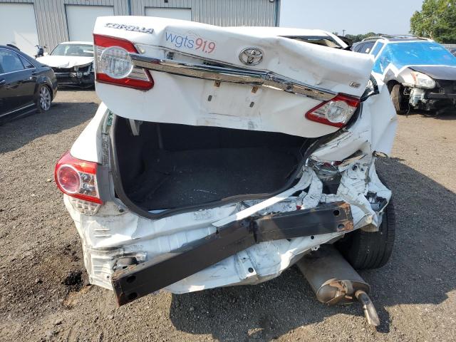 2T1BU4EE2DC015586 - 2013 TOYOTA COROLLA BASE WHITE photo 6