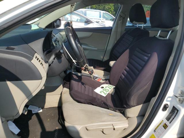 2T1BU4EE2DC015586 - 2013 TOYOTA COROLLA BASE WHITE photo 7