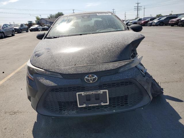 5YFEPMAE2MP165627 - 2021 TOYOTA COROLLA LE GRAY photo 5