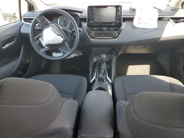 5YFEPMAE2MP165627 - 2021 TOYOTA COROLLA LE GRAY photo 8