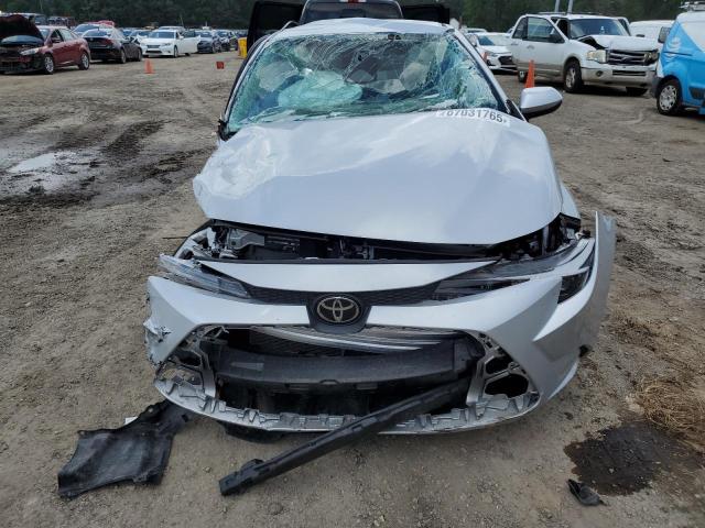 5YFB4MDE3PP050126 - 2023 TOYOTA COROLLA LE SILVER photo 5