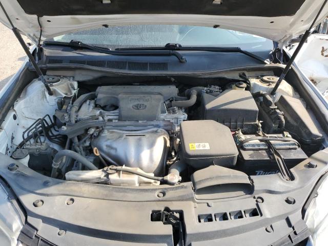 4T1BF1FK5HU322686 - 2017 TOYOTA CAMRY LE WHITE photo 11
