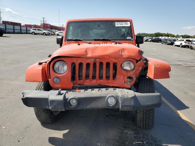 1C4BJWEG7FL593118 - 2015 JEEP WRANGLER U SAHARA ORANGE photo 5