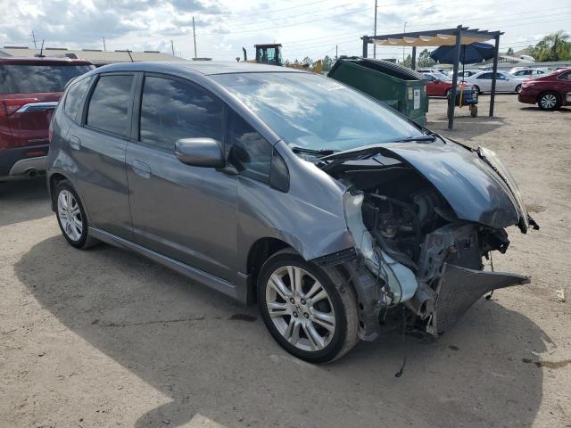 JHMGE8H56BC005007 - 2011 HONDA FIT SPORT GRAY photo 4