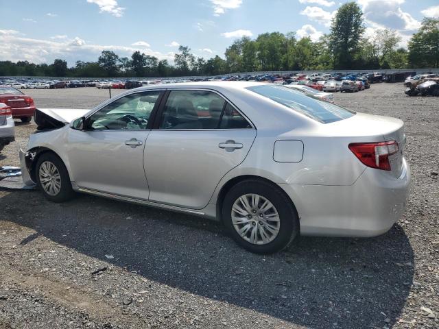 4T4BF1FK9ER435123 - 2014 TOYOTA CAMRY L SILVER photo 2