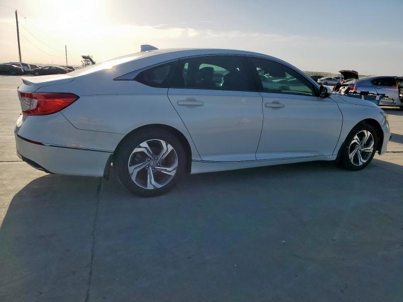 1HGCV1F57JA135139 - 2018 HONDA ACCORD EXL WHITE photo 3