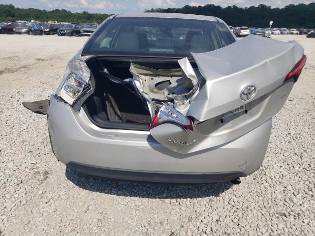 2T1BURHE6KC150611 - 2019 TOYOTA COROLLA L ვერცხლისფერი ფოტო 6