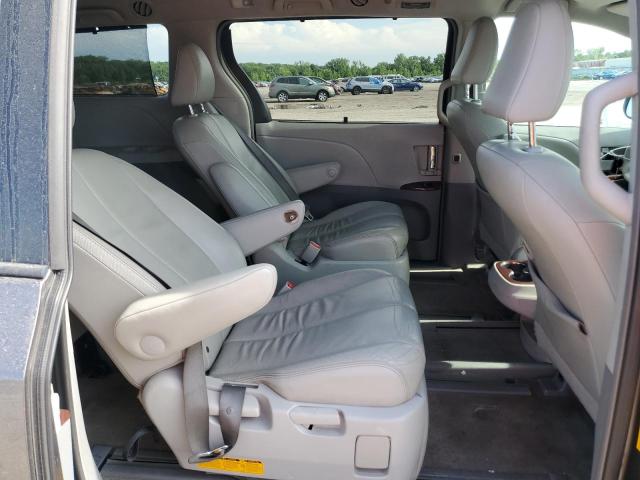 5TDDK3DCXDS059030 - 2013 TOYOTA SIENNA XLE 灰色 照片 11