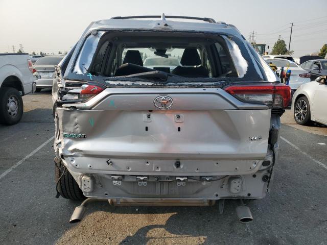 JTMW1RFV2KJ012548 - 2019 TOYOTA RAV4 XLE ვერცხლისფერი ფოტო 6