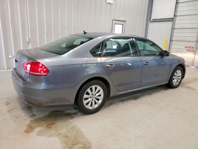 1VWAH7A32DC077940 - 2013 VOLKSWAGEN PASSAT S GRAY photo 3