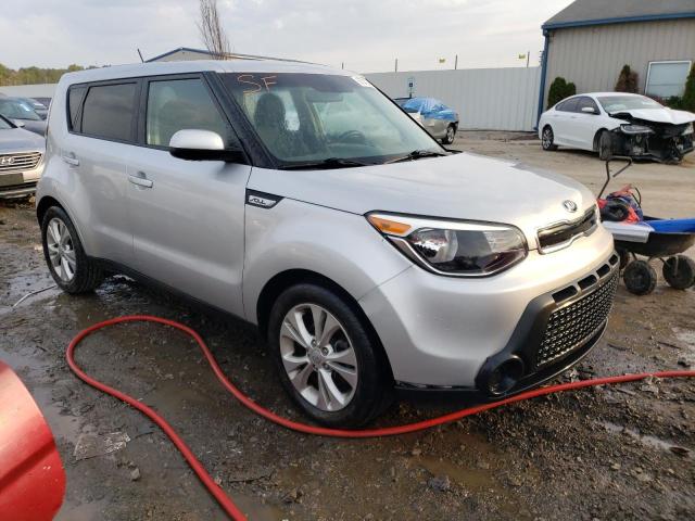 KNDJP3A58F7794452 - 2015 KIA SOUL + SILVER photo 4