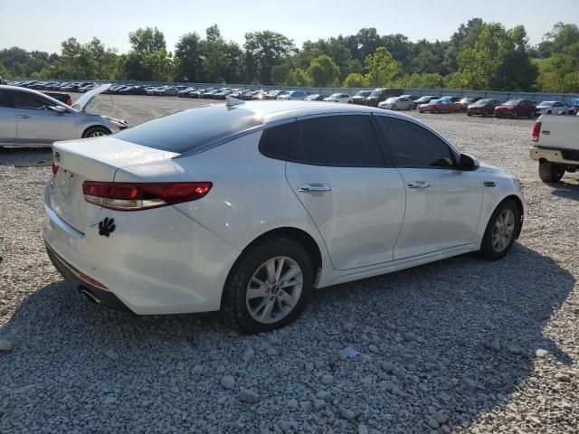5XXGT4L36JG210766 - 2018 KIA OPTIMA LX WHITE photo 3