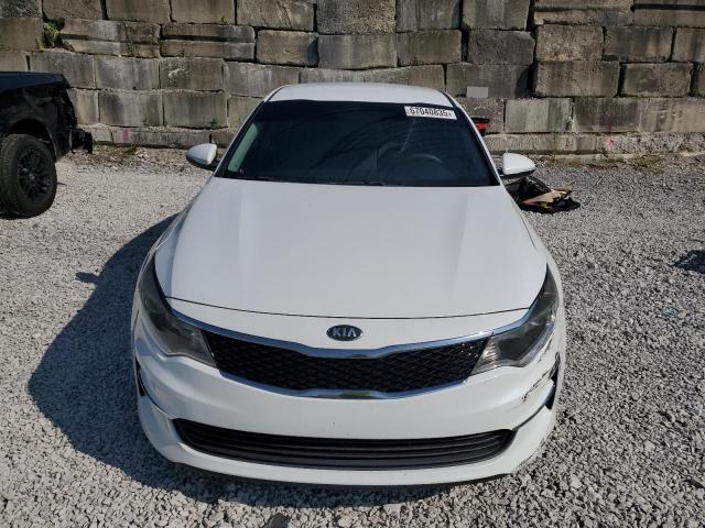 5XXGT4L36JG210766 - 2018 KIA OPTIMA LX WHITE photo 5