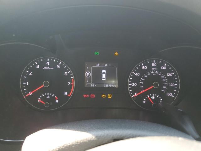 5XXGT4L36JG210766 - 2018 KIA OPTIMA LX WHITE photo 9