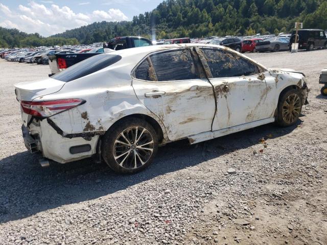 4T1G11AK2LU878586 - 2020 TOYOTA CAMRY SE WHITE photo 3