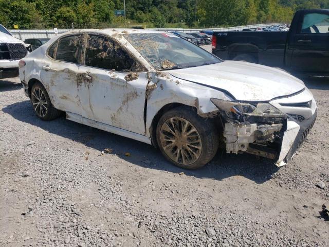 4T1G11AK2LU878586 - 2020 TOYOTA CAMRY SE WHITE photo 4