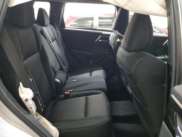 JA4J4TA80NZ015691 - 2022 MITSUBISHI OUTLANDER ES SILVER photo 11