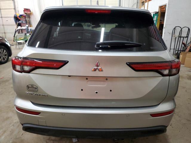 JA4J4TA80NZ015691 - 2022 MITSUBISHI OUTLANDER ES SILVER photo 6