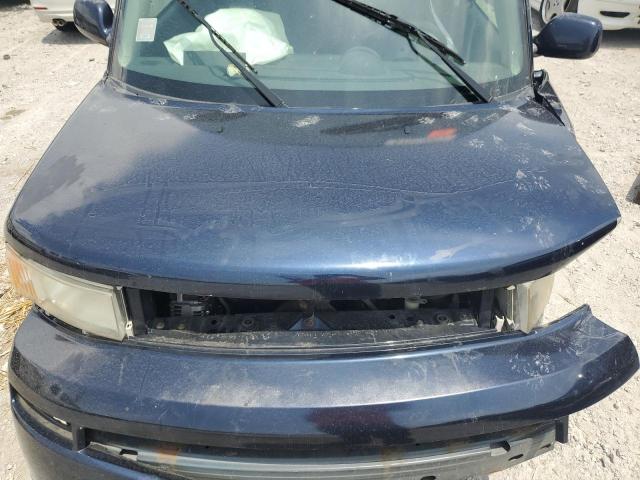 JTLKT324550215337 - 2005 TOYOTA SCION XB BLUE photo 11